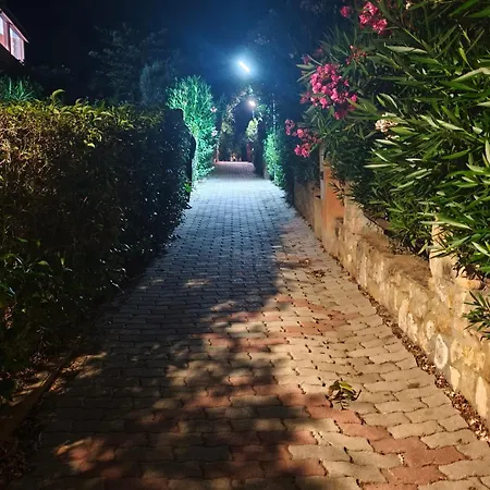 Villino Frau Melis Vakantiehuis *